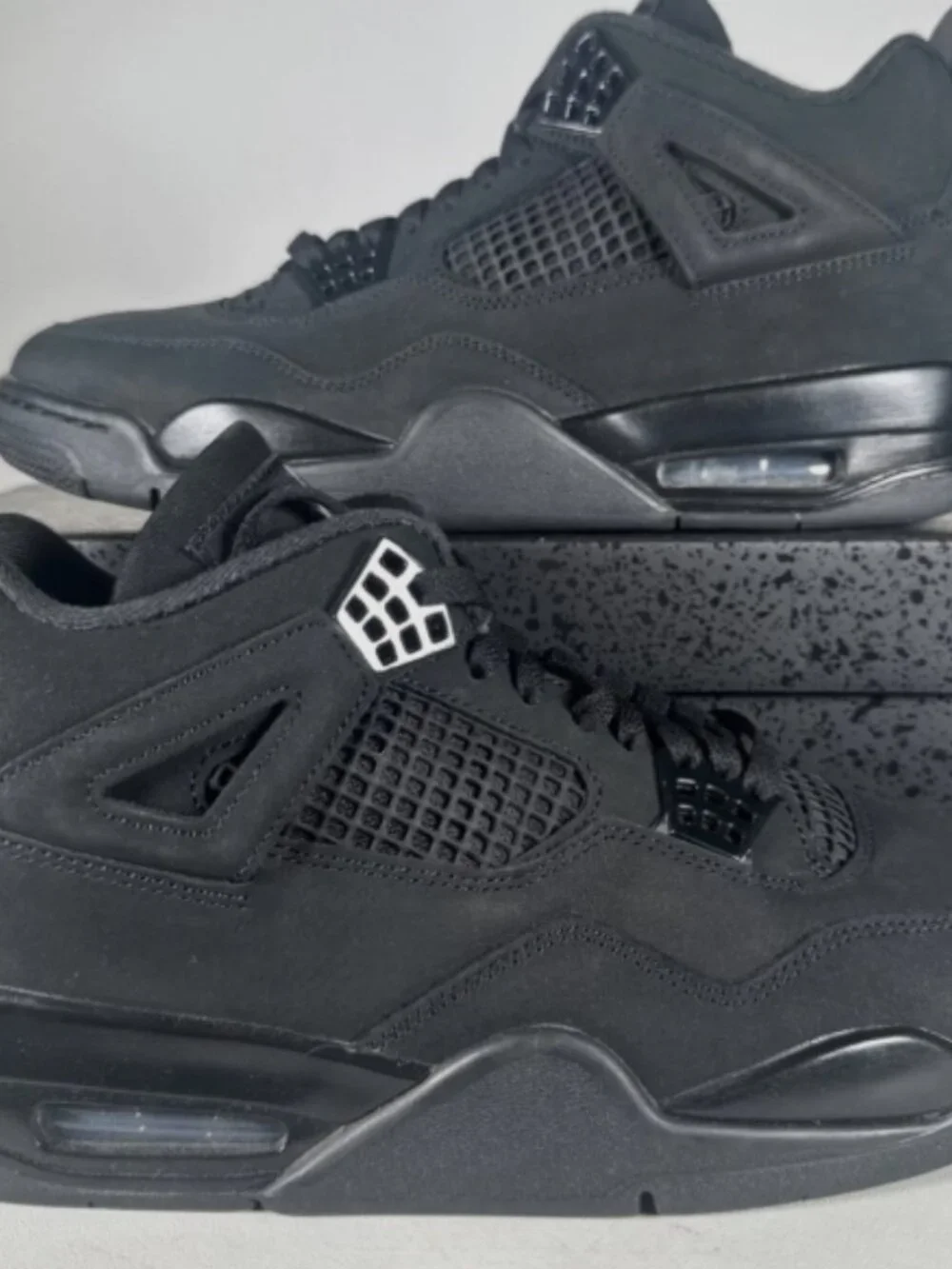 Air Jordan 4 Retro 2025 Black Cat
